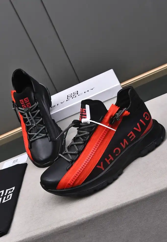 hype Givenchy Sneakers