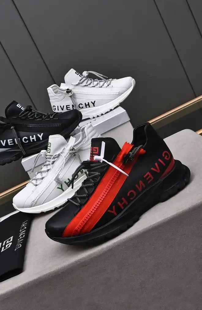 hype Givenchy Sneakers