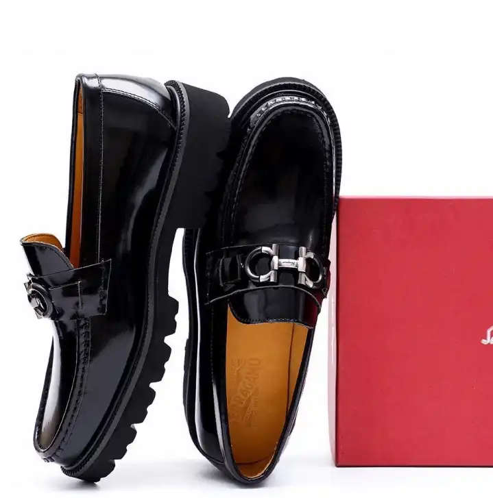 hype Ferragamo Leather Shoes