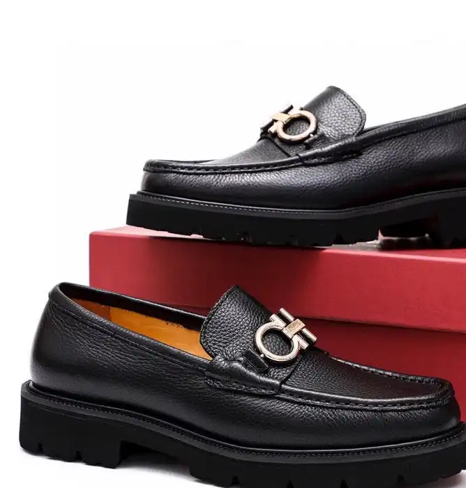 hype Ferragamo Leather Shoes