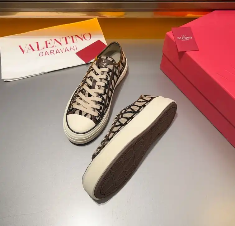 hype Valentino Casual Shoes