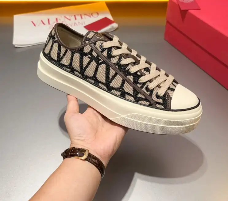 hype Valentino Casual Shoes