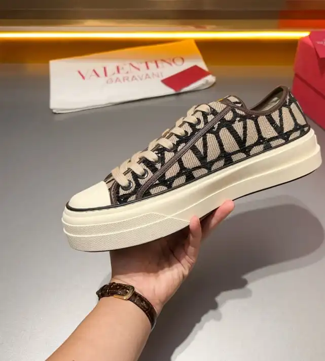 hype Valentino Casual Shoes