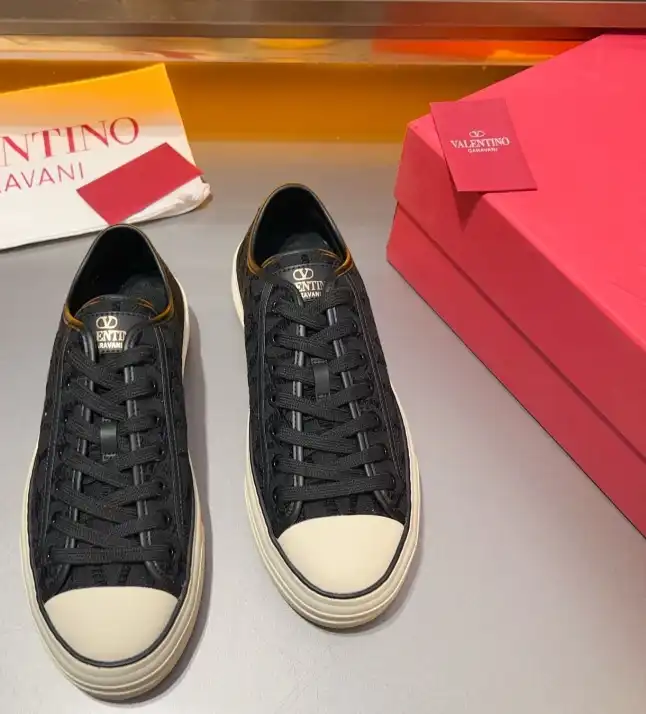 hype Valentino Casual Shoes