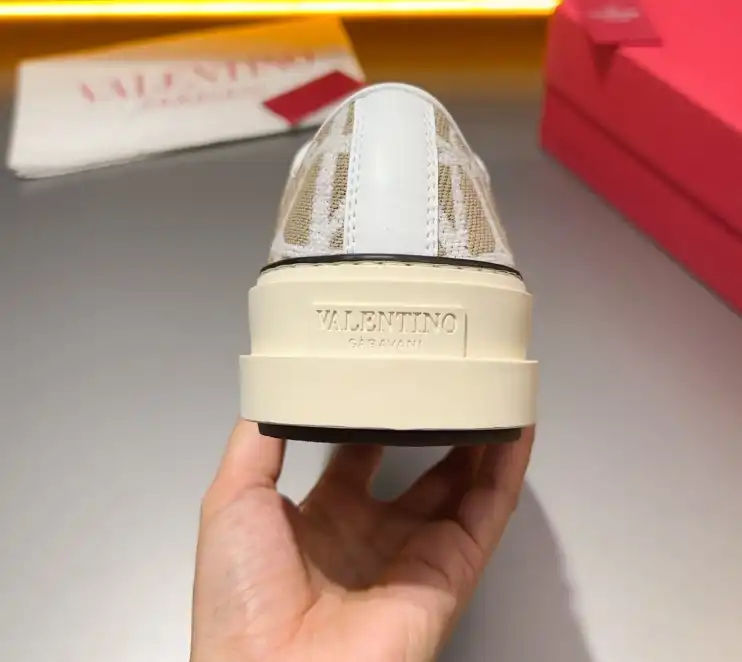 hype Valentino Casual Shoes