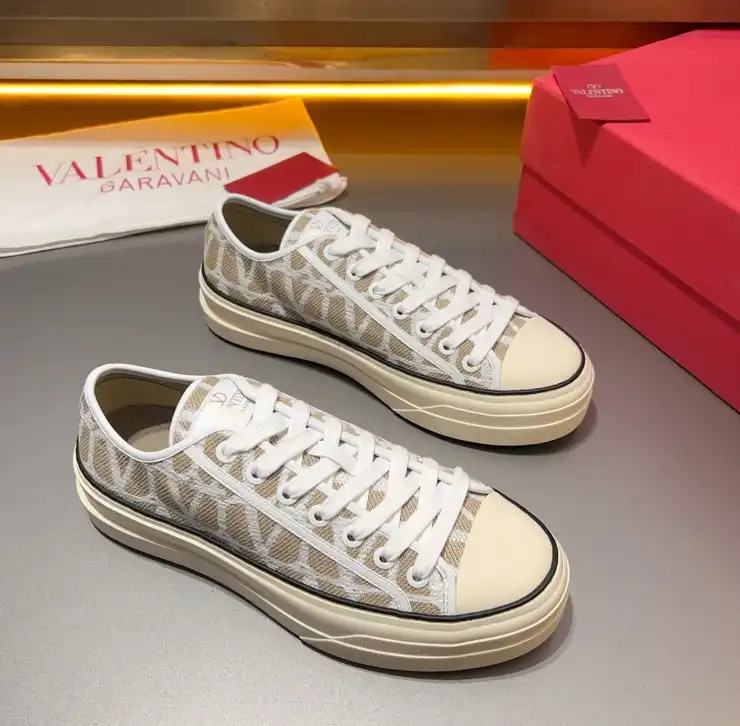 hype Valentino Casual Shoes