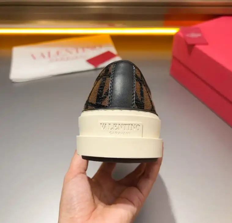 hype Valentino Casual Shoes