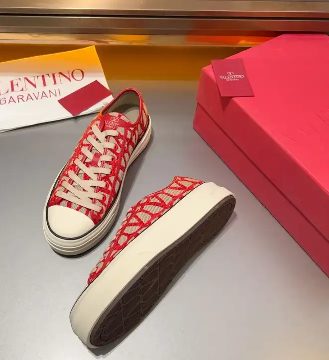 hype Valentino Casual Shoes