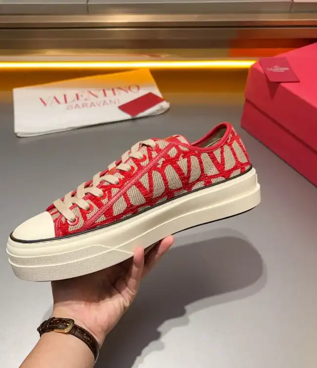 hype Valentino Casual Shoes