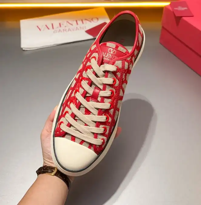 hype Valentino Casual Shoes