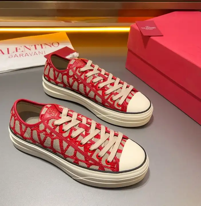 hype Valentino Casual Shoes