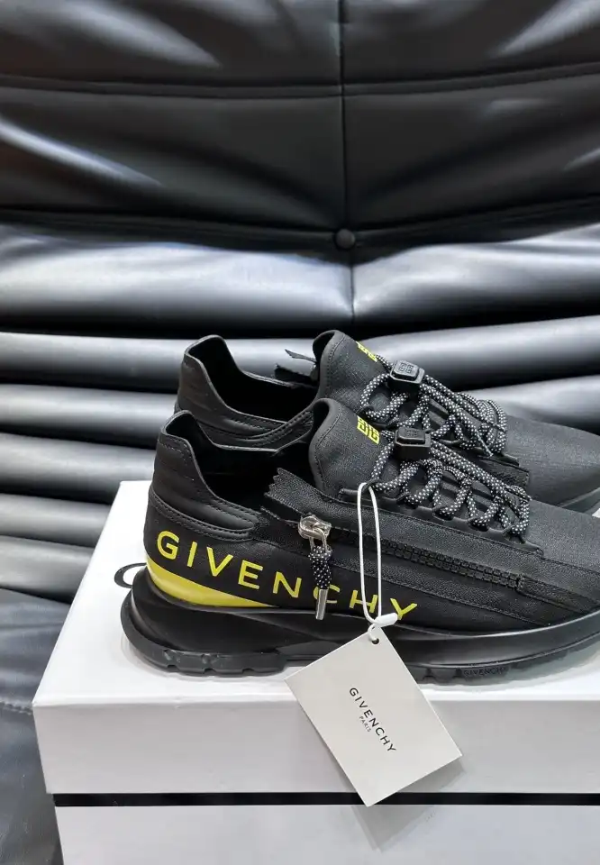 hype Givenchy Sneakers