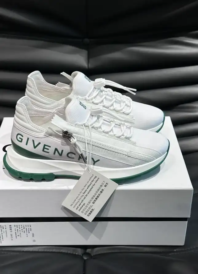 hype Givenchy Sneakers