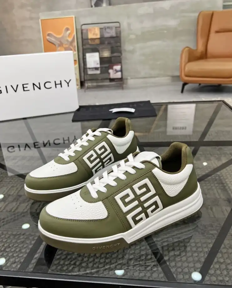 hype Givenchy Sneakers