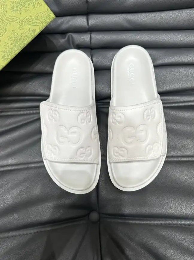 hype Gucci Slippers