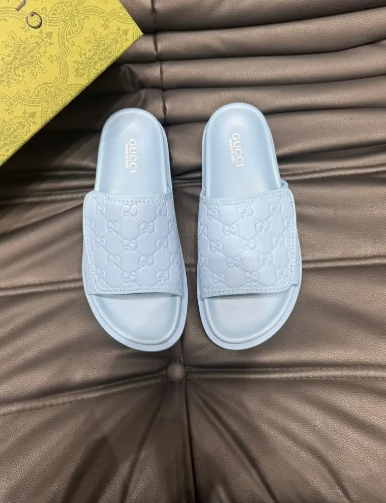 hype Gucci Slippers