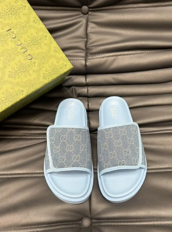 hype Gucci Slippers