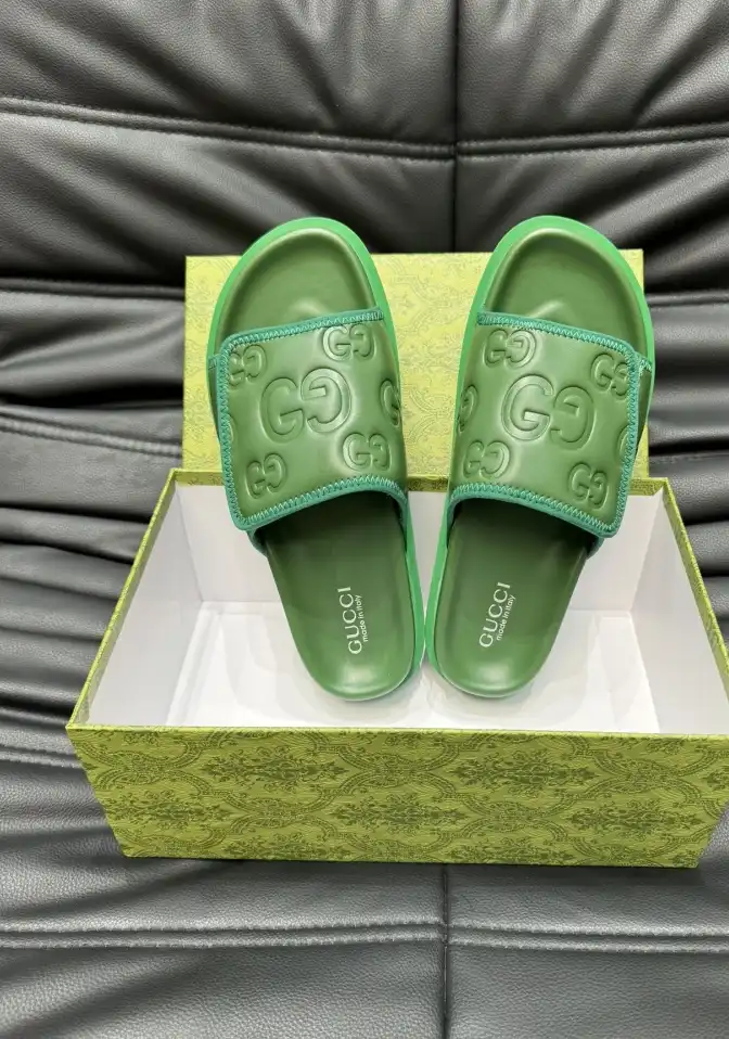 hype Gucci Slippers