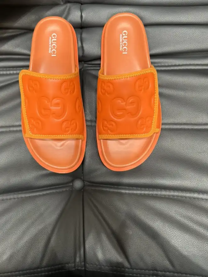 hype Gucci Slippers