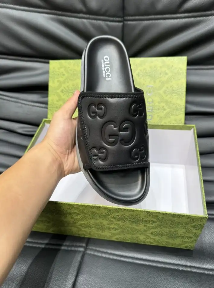 hype Gucci Slippers