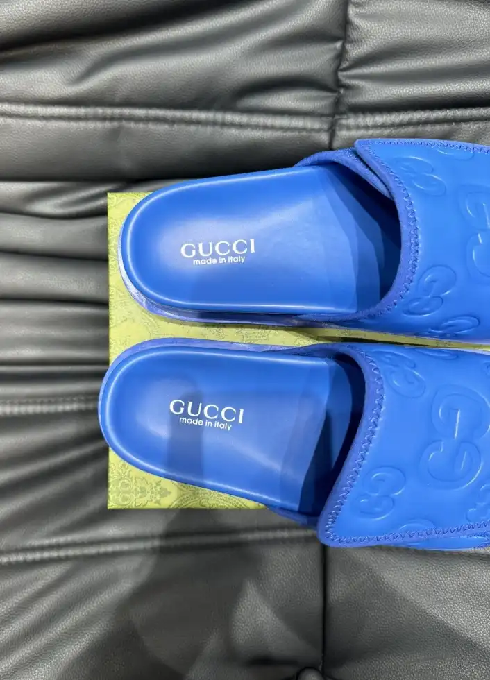 hype Gucci Slippers