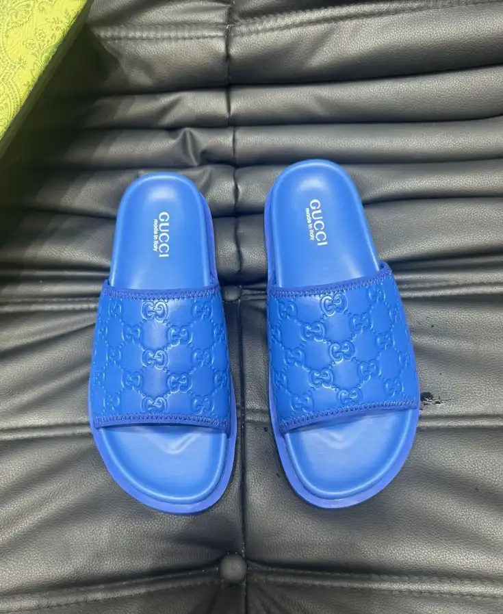 hype Gucci Slippers