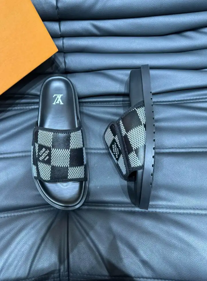 hype LV Slippers