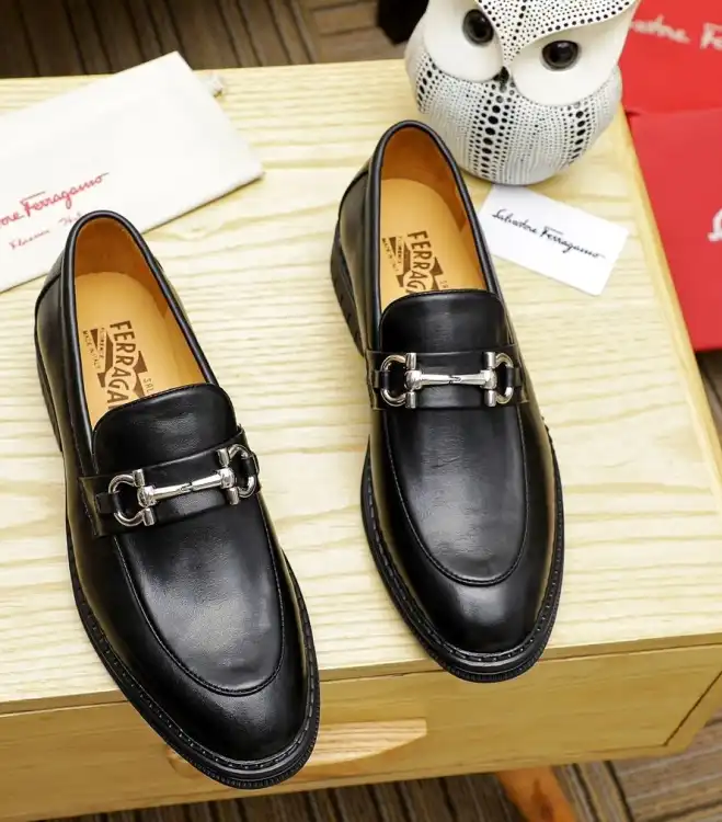 hype Ferragamo Leather Shoes