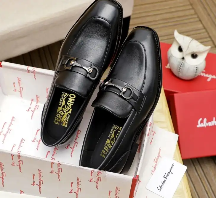 hype Ferragamo Leather Shoes