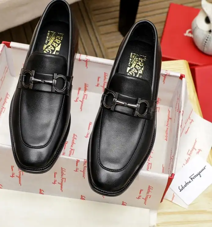 hype Ferragamo Leather Shoes