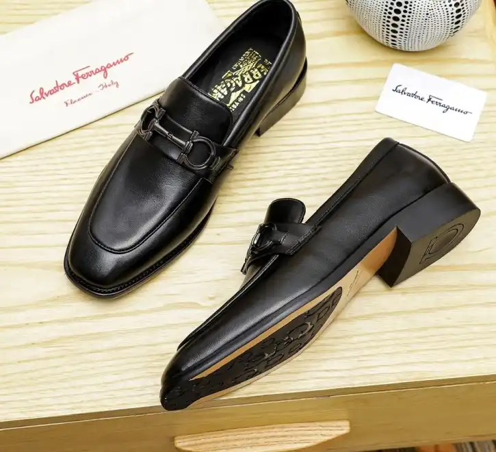 hype Ferragamo Leather Shoes