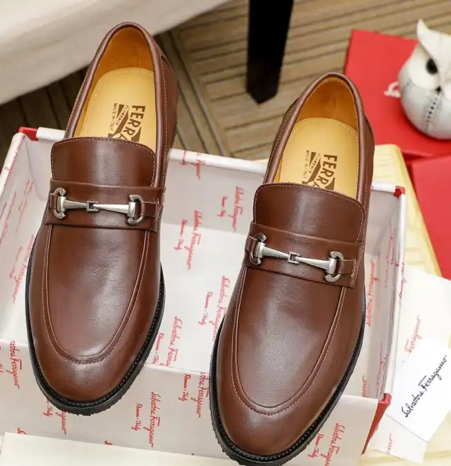 hype Ferragamo Leather Shoes