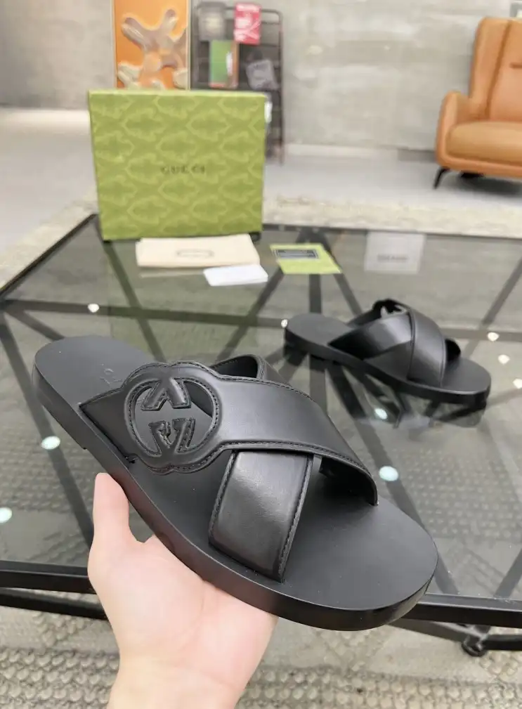 hype Gucci Slippers