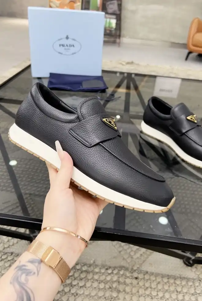 hype Prada Casual Shoes