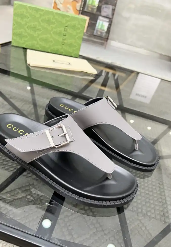 hype Gucci Slippers