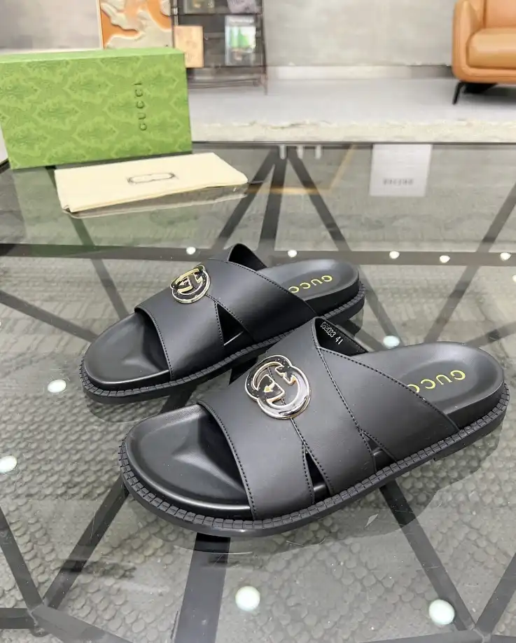 hype Gucci Slippers