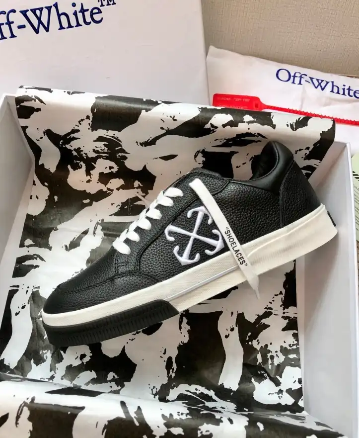 hype Off-White Sneakers