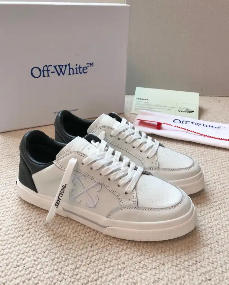 hype Off-White Sneakers