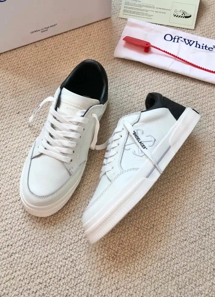 hype Off-White Sneakers