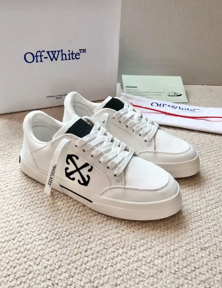 hype Off-White Sneakers