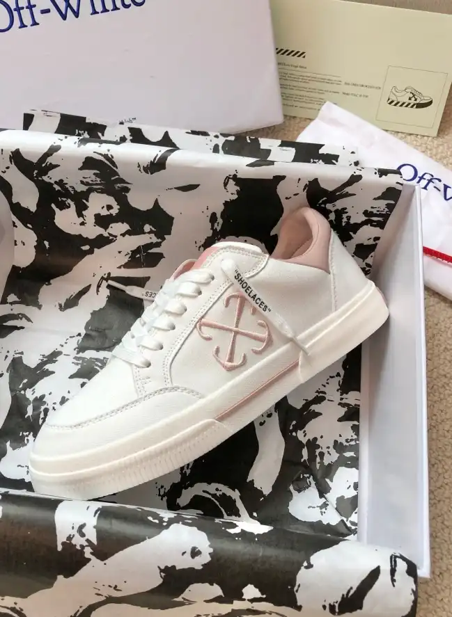 hype Off-White Sneakers