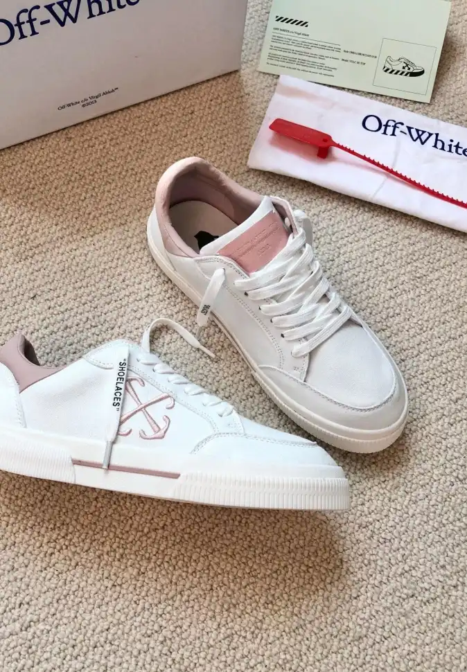 hype Off-White Sneakers