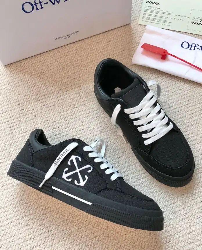 hype Off-White Sneakers