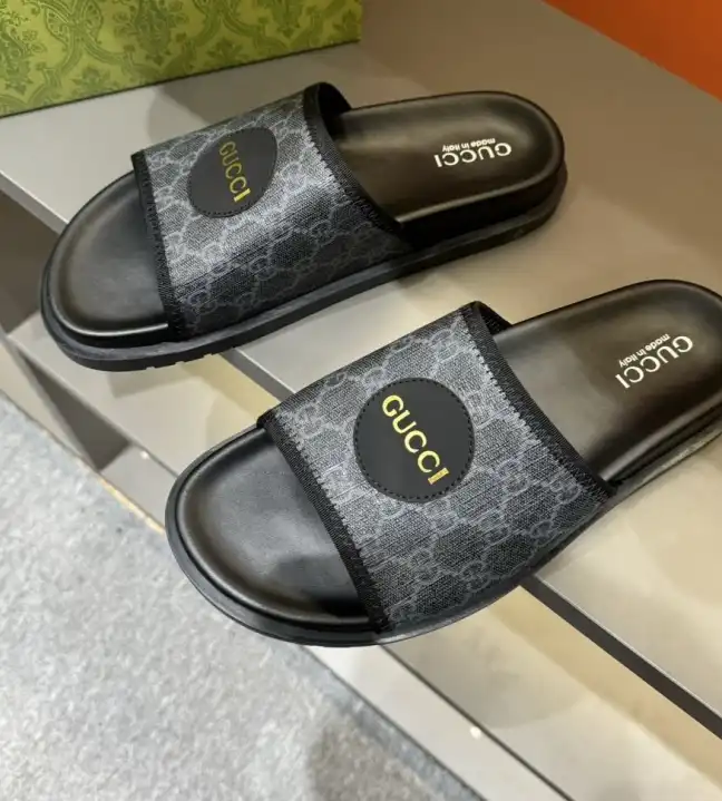 hype Gucci Slippers