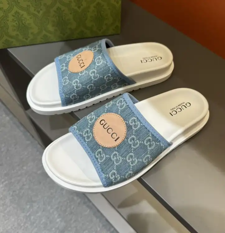 hype Gucci Slippers