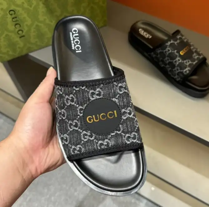 hype Gucci Slippers