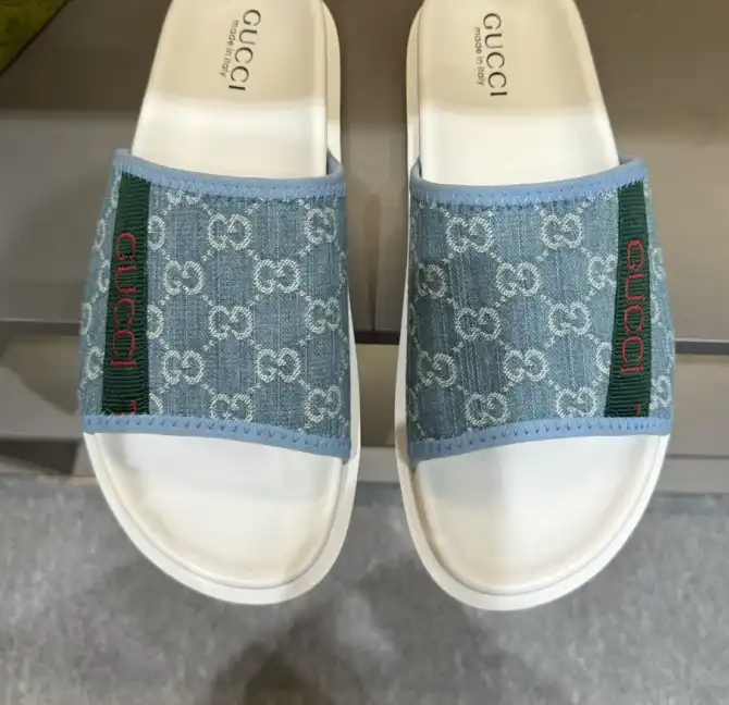 hype Gucci Slippers