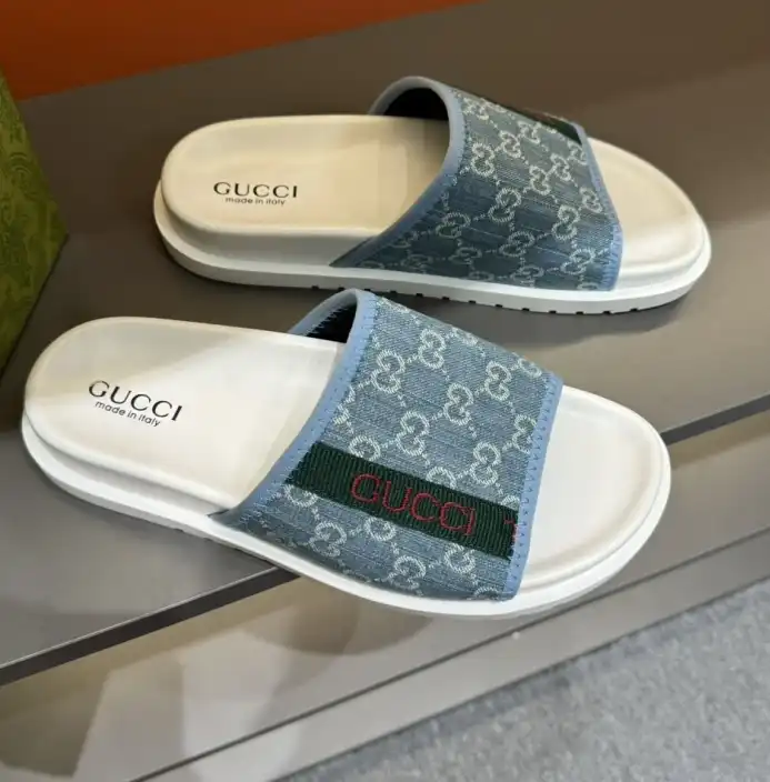 hype Gucci Slippers