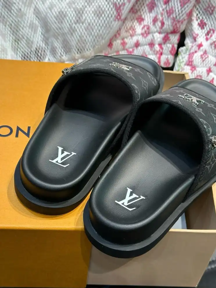 hype LV Slippers