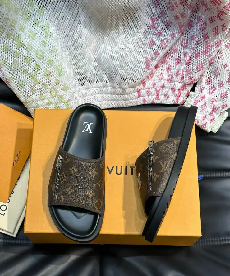 hype LV Slippers